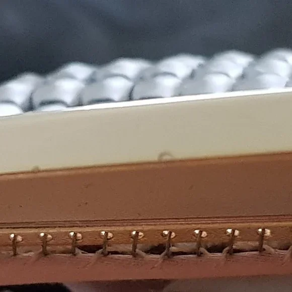 Glomesh Bone Style 212 Bag. Unused. Still in box with 1977 sales receipt. - Picture 13 of 16